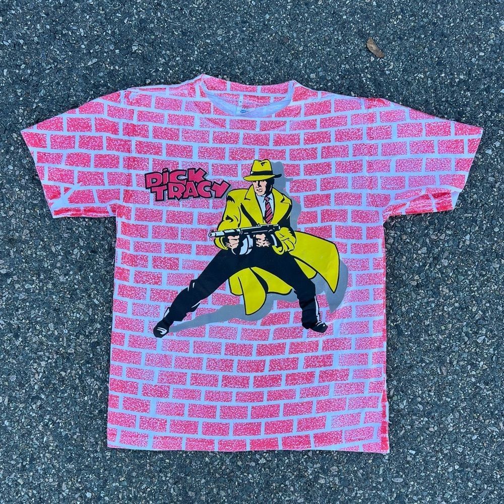 Vintage 1990 Dick Tracy 
All Over Print Tshirt